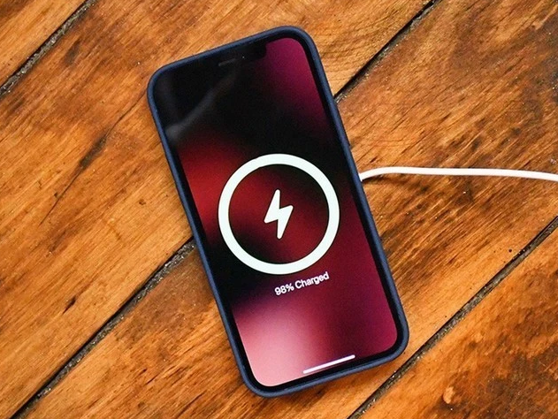 新州镇苹果手机维修分享iPhone 12可以随便充电吗 